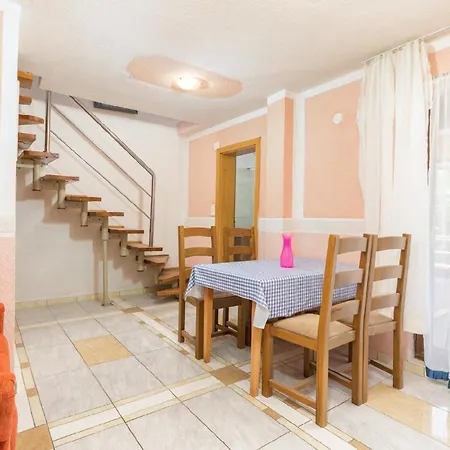Fuer 5 Personen Ca 45 Qm In Fazana-surida, Istrien Istrische Riviera *